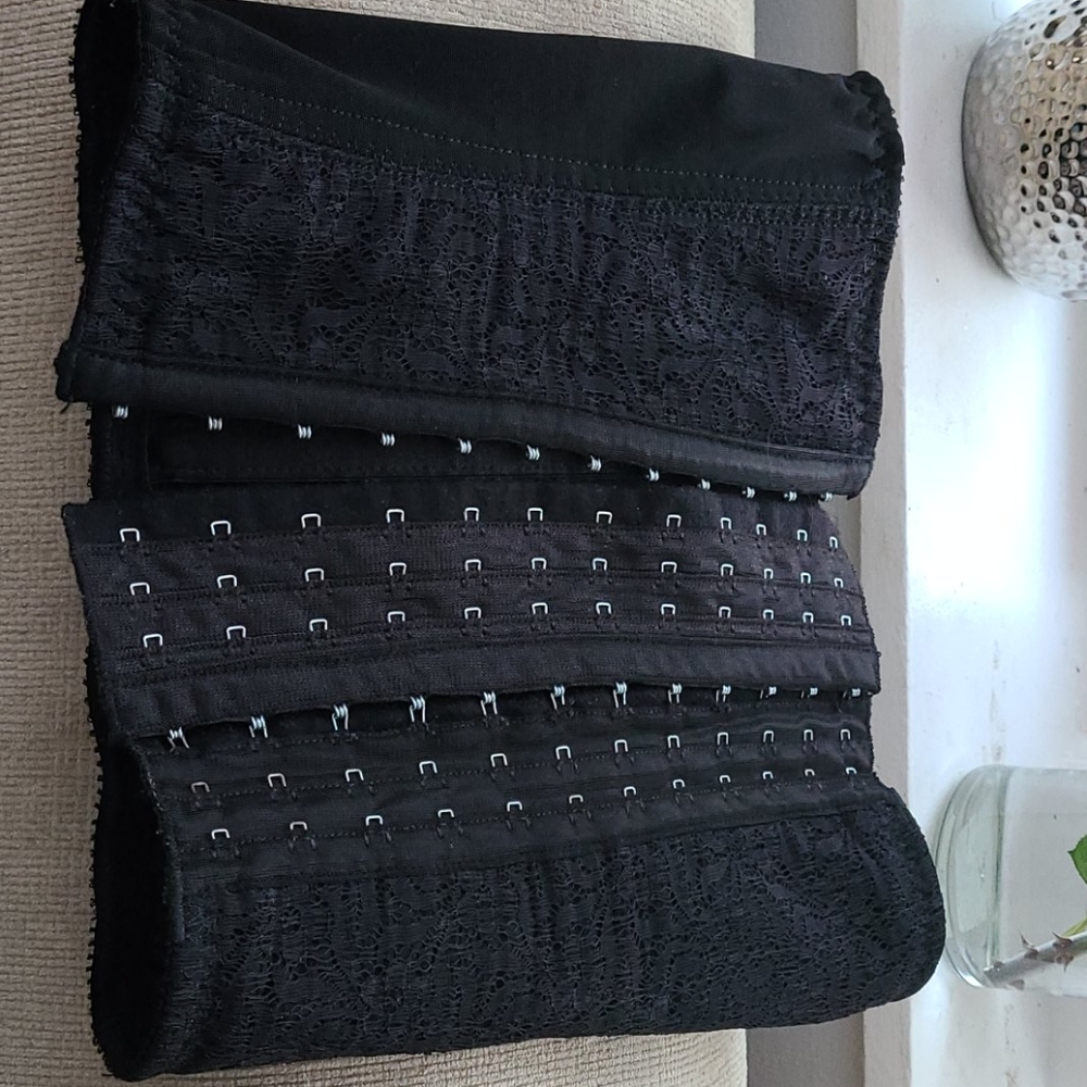 girdle for the waist